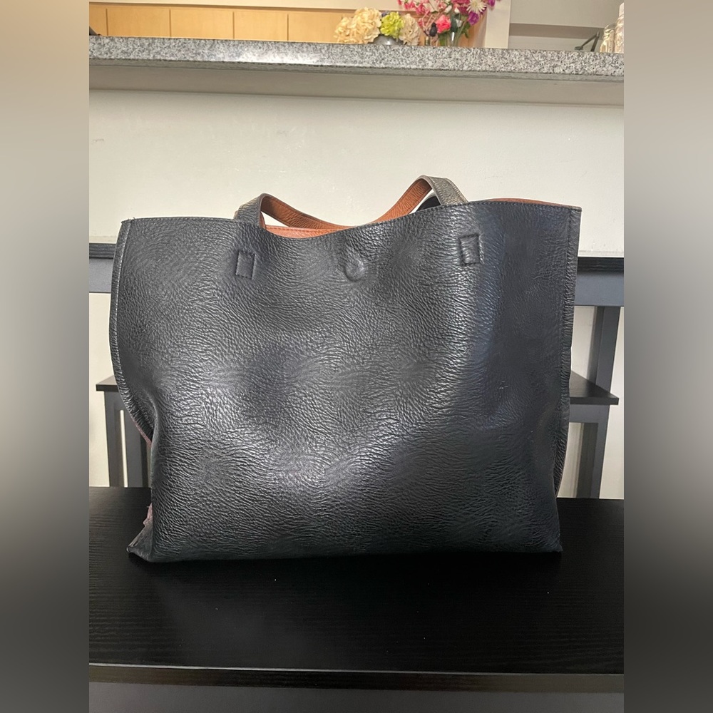 Street Level Reversible Tote
